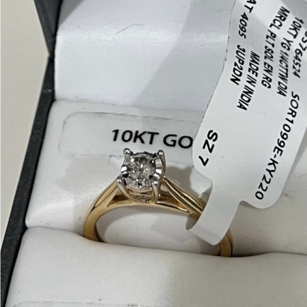 10KT Solid Gold Diamond Ring